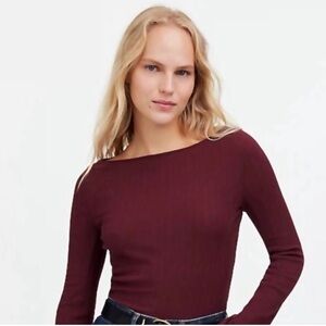 Gap burgundy Modern Boatneck Sz S